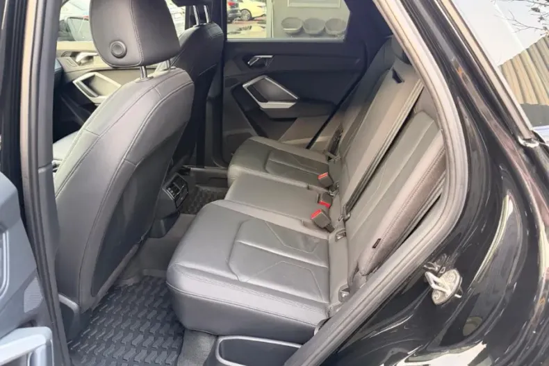 Audi Q3 din 2020 cu 143.531 km - oferta AUD166168 - foto 6