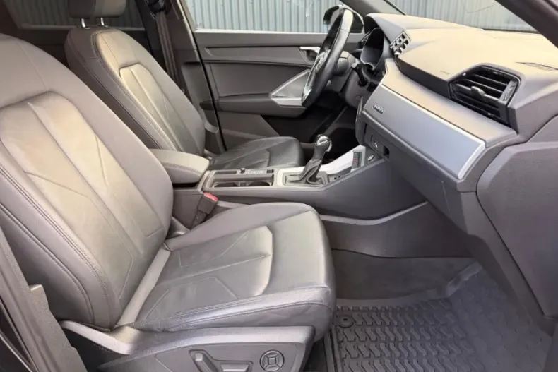 Audi Q3 din 2020 cu 143.531 km - oferta AUD166168 - foto 8