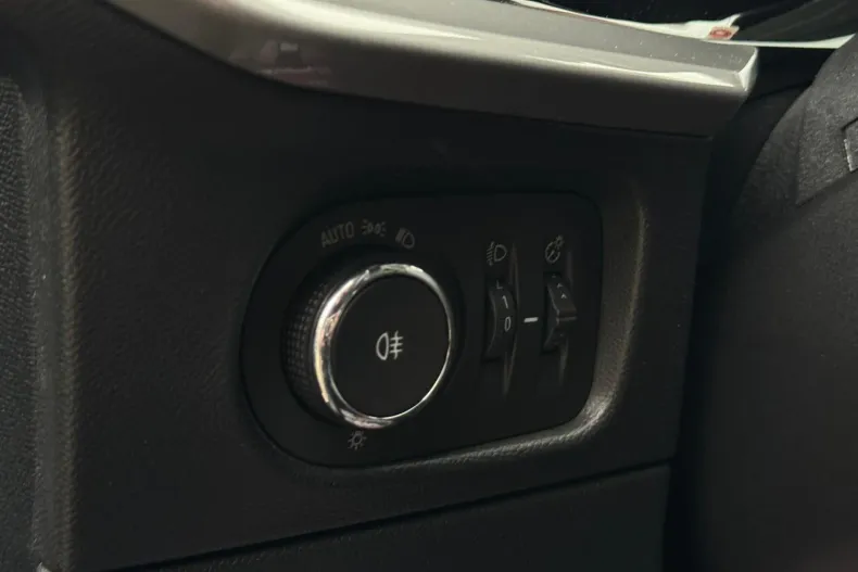 Opel Mokka din 2023 cu 107.744 km - oferta OPE166180 - foto 21