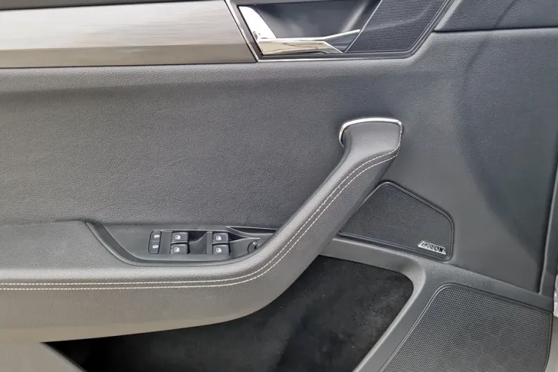 Skoda Superb din 2022 cu 116.760 km - oferta SKO166189 - foto 12