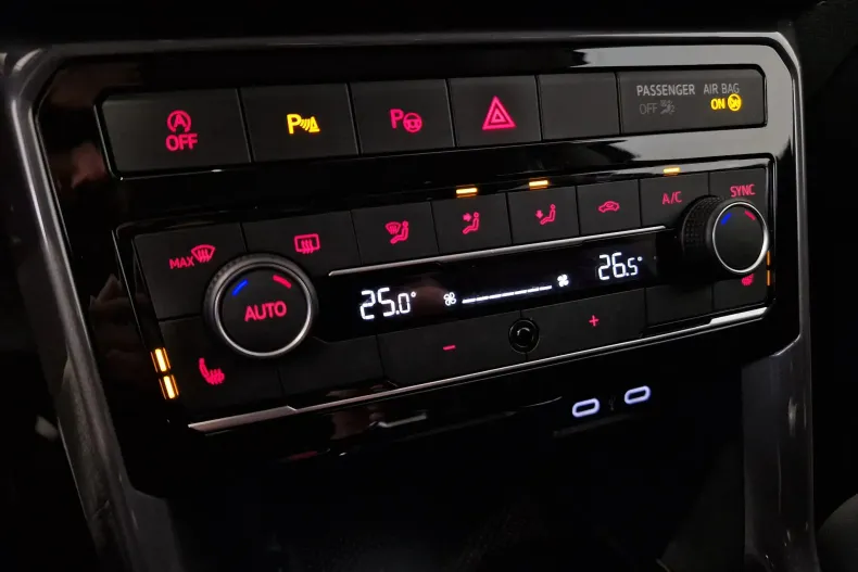 Volkswagen T-Cross din 2021 cu 59.013 km - oferta VOL166191 - foto 19