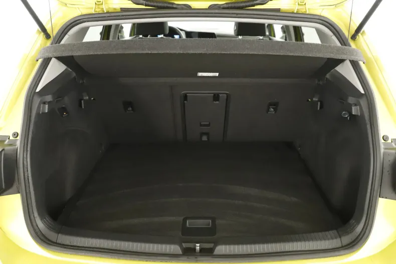 Volkswagen Golf din 2021 cu 74.450 km - oferta VOL166192 - foto 24