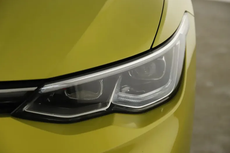 Volkswagen Golf din 2021 cu 74.450 km - oferta VOL166192 - foto 27