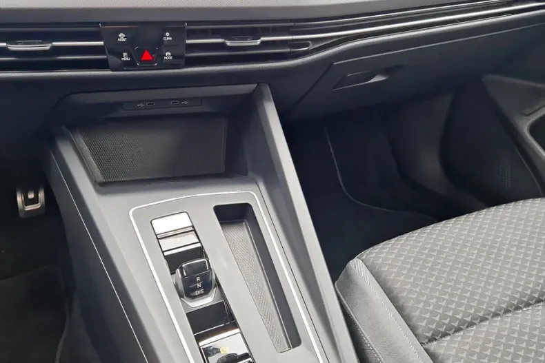 Volkswagen Golf din 2022 cu 70.559 km - oferta VOL166193 - foto 19