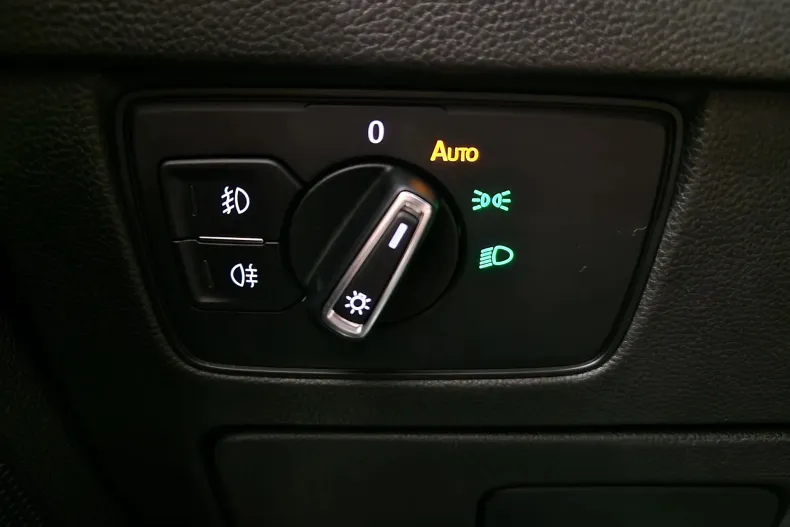 Volkswagen Passat din 2020 cu 101.865 km - oferta VOL166195 - foto 10