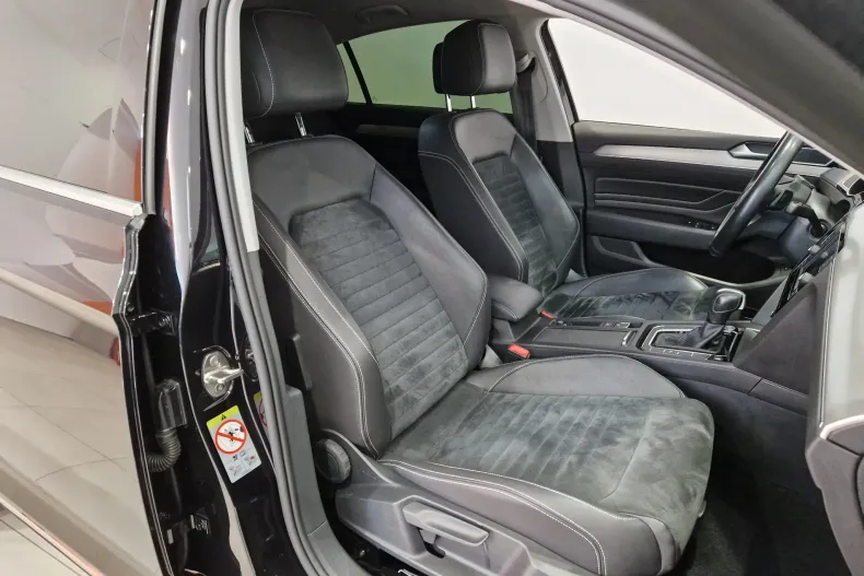 Volkswagen Passat din 2020 cu 101.865 km - oferta VOL166195 - foto 25