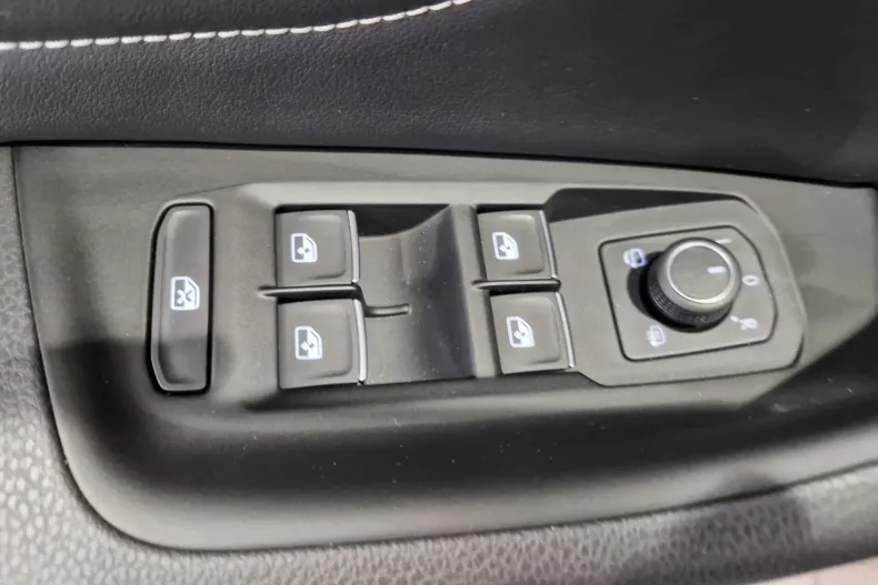 Volkswagen Arteon din 2021 cu 62.052 km - oferta VOL166196 - foto 8