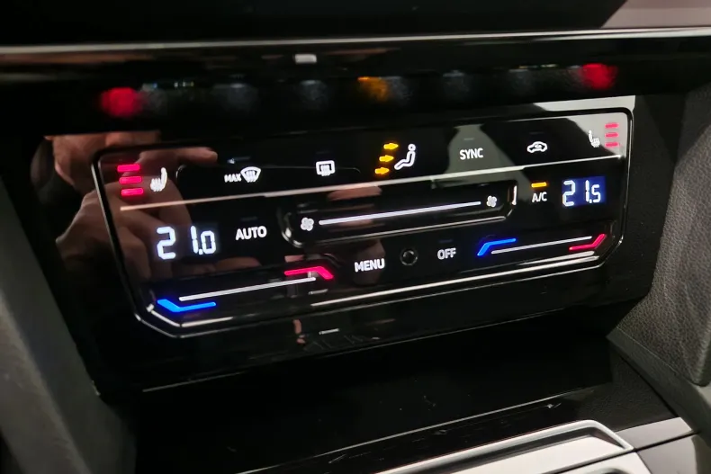 Volkswagen Arteon din 2021 cu 62.052 km - oferta VOL166196 - foto 21