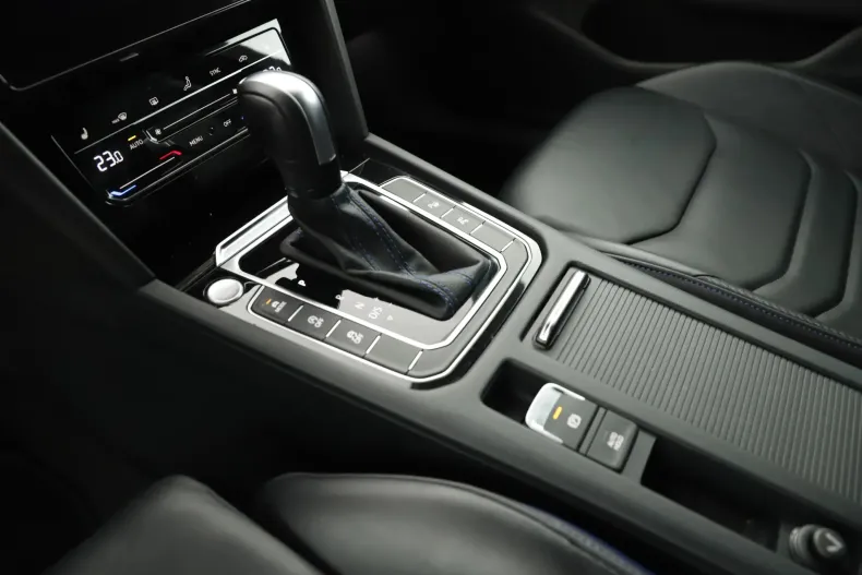 Volkswagen Arteon din 2021 cu 39.665 km - oferta VOL166197 - foto 13