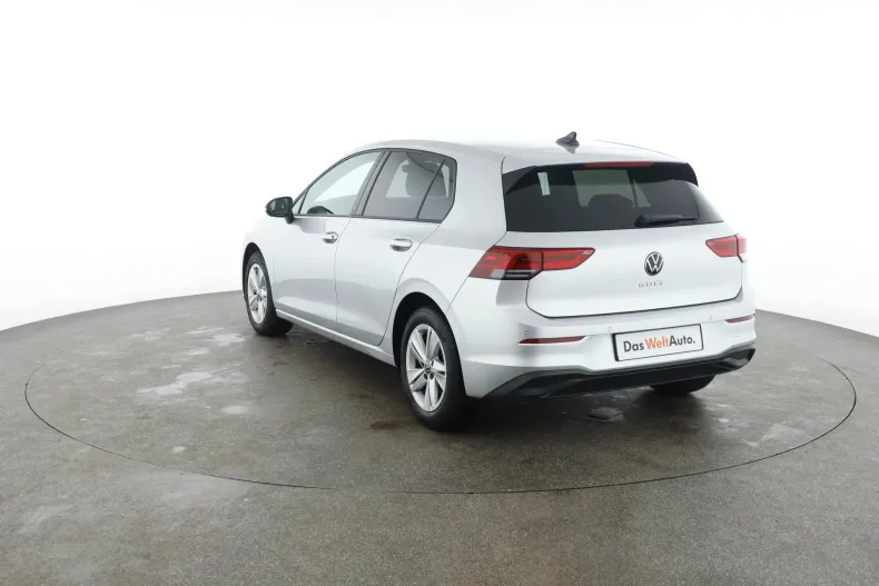 Volkswagen Golf din 2023 cu 52.077 km - oferta VOL166198 - foto 7