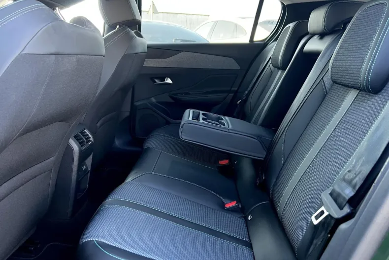 Peugeot 308 din 2022 cu 159.084 km - oferta PEU166205 - foto 33