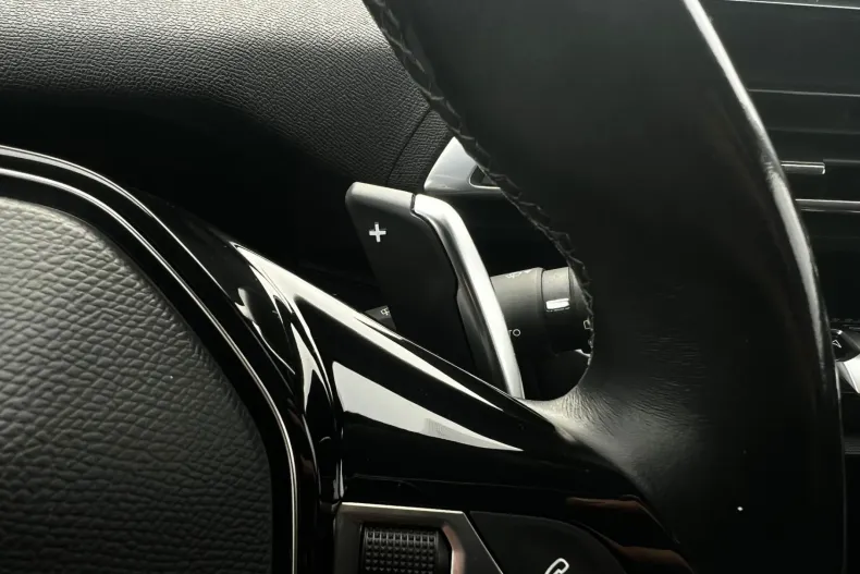 Peugeot 3008 din 2021 cu 159.825 km - oferta PEU166209 - foto 26