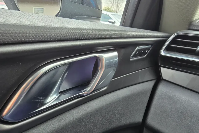 Lynk&Co 01 din 2023 cu 54.000 km - oferta LYN166212 - foto 11