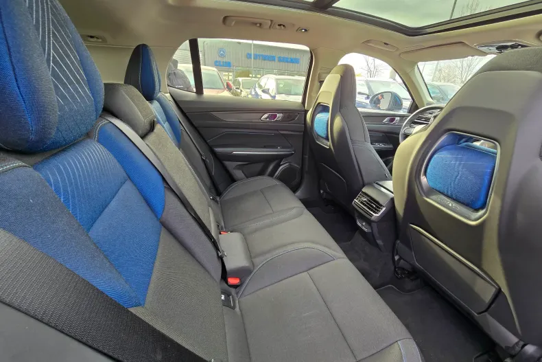 Lynk&Co 01 din 2023 cu 54.000 km - oferta LYN166212 - foto 16