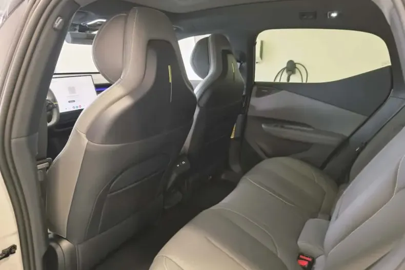 Lynk&Co 02 din 2024 cu 2 km - oferta LYN166222 - foto 14