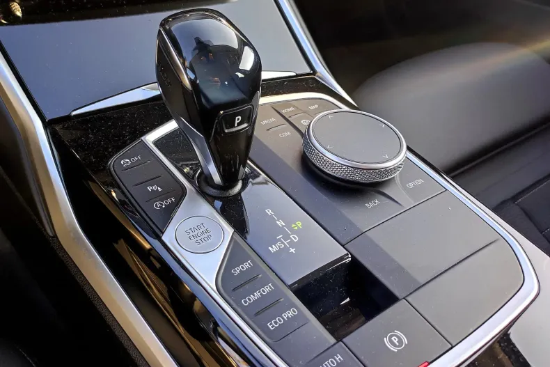 BMW Seria 3 din 2020 cu 136.980 km - oferta BMW166226 - foto 24