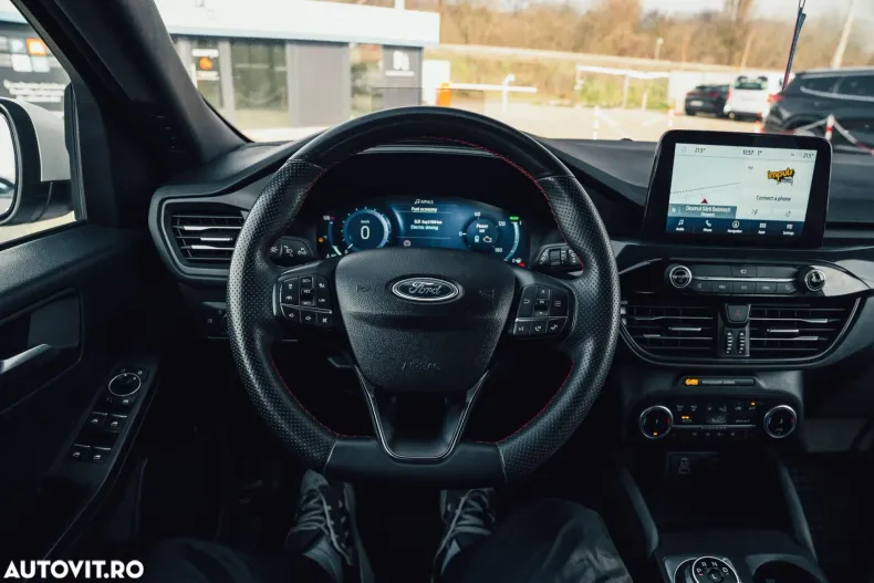 Ford Kuga din 2023 cu 77.334 km - oferta FOR166227 - foto 8
