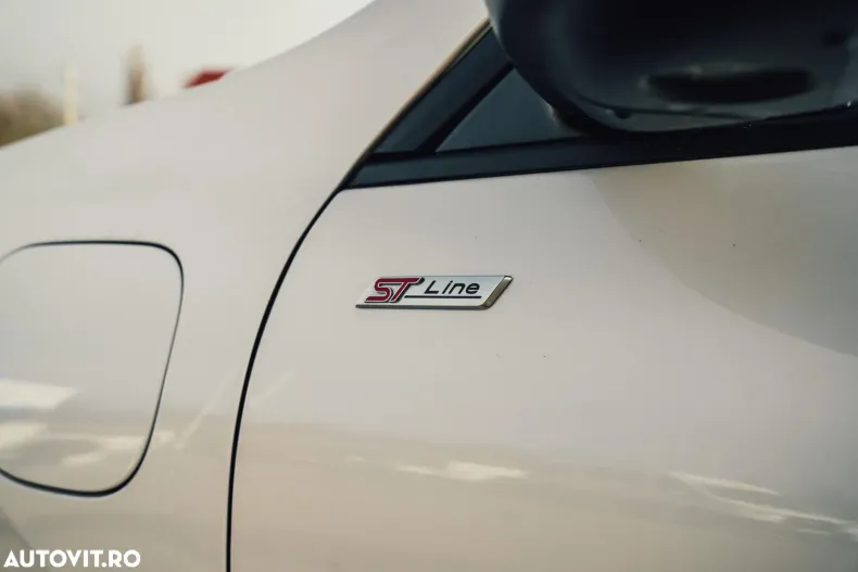 Ford Kuga din 2023 cu 77.334 km - oferta FOR166227 - foto 16