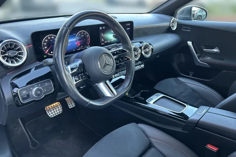 Mercedes-Benz A din 2022 cu 25.187 km - oferta MER166237 - foto 18