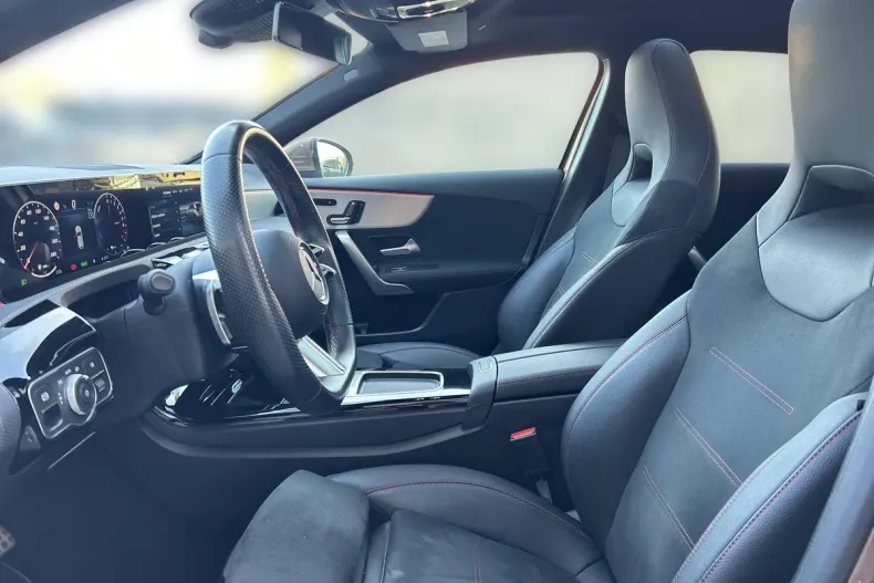 Mercedes-Benz A din 2023 cu 22.796 km - oferta MER166238 - foto 14