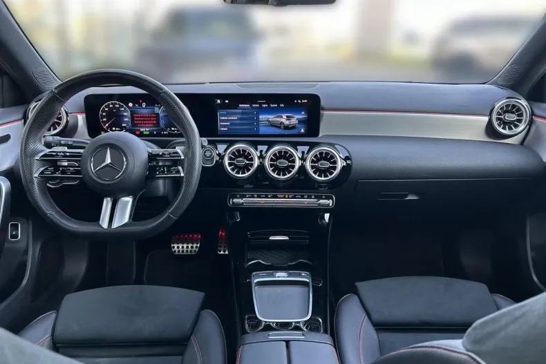 Mercedes-Benz A din 2023 cu 22.796 km - oferta MER166238 - foto 16