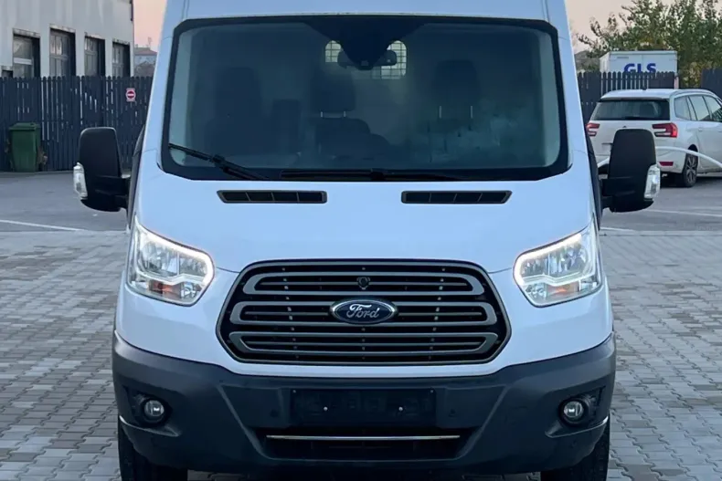 Ford Transit din 2019 cu 162.850 km - oferta FOR166247 - foto 1