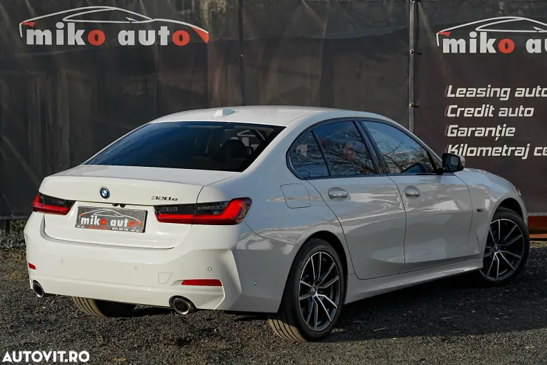 BMW Seria 3 din 2023 cu 140.000 km - oferta BMW166254 - foto 6