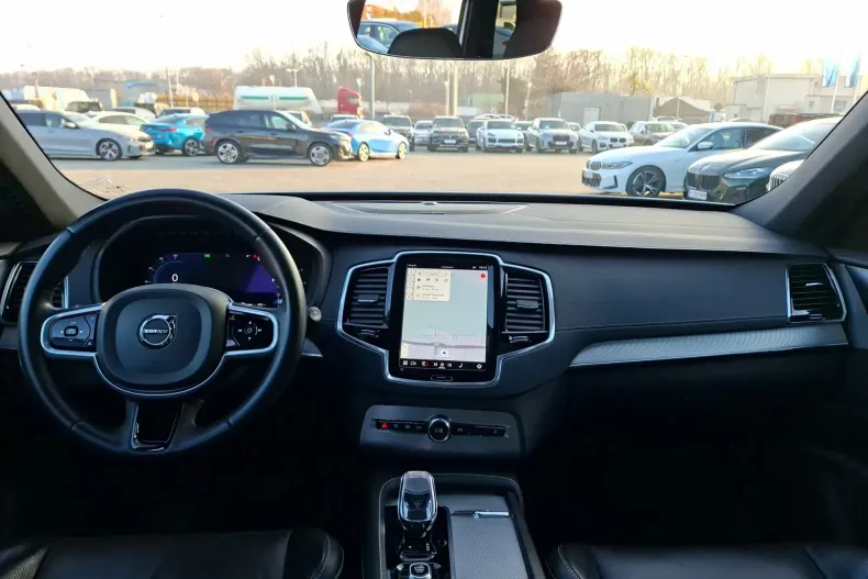 Volvo XC90 din 2022 cu 62.450 km - oferta VOL166255 - foto 10