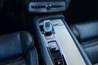 Volvo XC90 din 2022 cu 62.450 km - oferta VOL166255 - foto 11