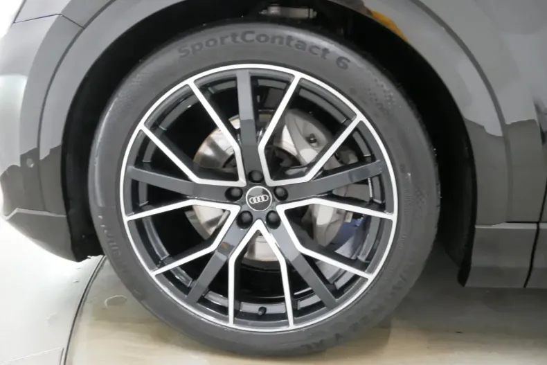 Audi Q8 din 2025 cu 15.210 km - oferta AUD166259 - foto 14