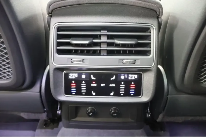 Audi RSQ8 din 2025 cu 16.788 km - oferta AUD166262 - foto 13