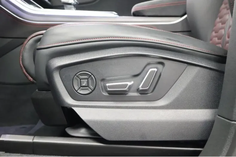 Audi RSQ8 din 2025 cu 16.788 km - oferta AUD166262 - foto 21