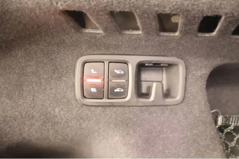 Audi RSQ8 din 2025 cu 16.788 km - oferta AUD166262 - foto 23