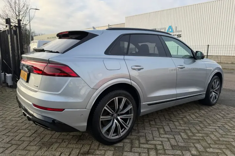 Audi Q8 din 2025 cu 16.000 km - oferta AUD166263 - foto 7