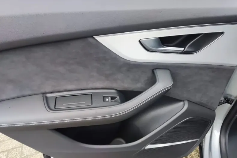 Audi Q8 din 2025 cu 16.000 km - oferta AUD166263 - foto 24