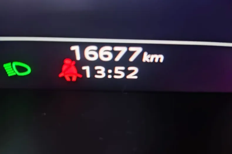 Audi Q8 din 2025 cu 16.000 km - oferta AUD166263 - foto 25