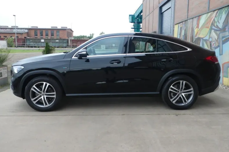 Mercedes-Benz GLE 350 din 2021 cu 95.164 km - oferta MER166264 - foto 3