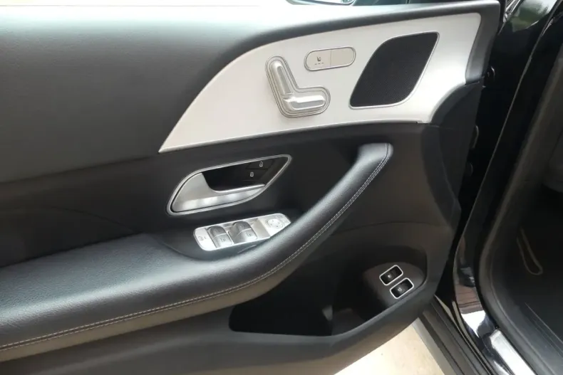 Mercedes-Benz GLE 350 din 2021 cu 95.164 km - oferta MER166264 - foto 24