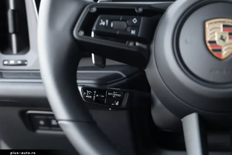 Porsche Cayenne din 2025 cu 4.900 km - oferta POR166286 - foto 17