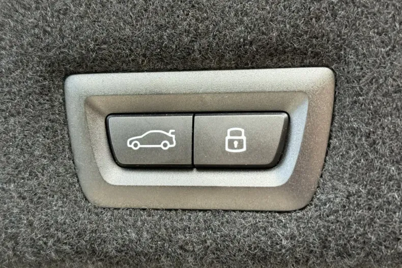 BMW 750 din 2025 cu 22.430 km - oferta BMW166291 - foto 38