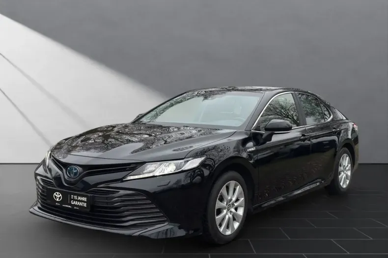 Toyota Camry din 2021 cu 44.387 km - oferta TOY166293 - foto 1