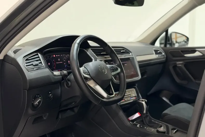 Volkswagen Tiguan Allspace din 2022 cu 79.950 km - oferta VOL166295 - foto 9