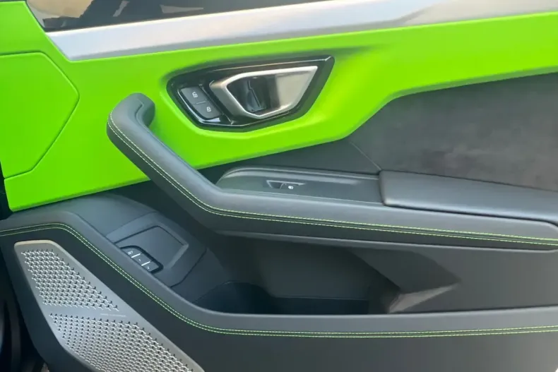 Lamborghini Urus din 2024 cu 15.000 km - oferta LAM166296 - foto 22