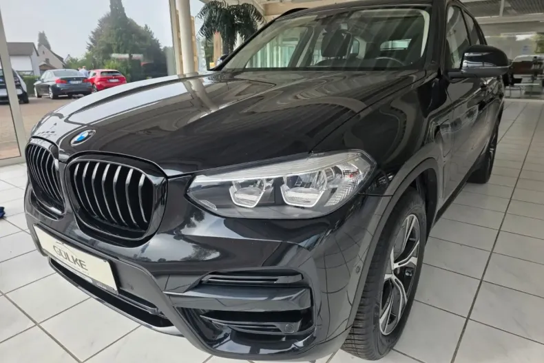 BMW X3 din 2021 cu 30.600 km - oferta BMW166304 - foto 1