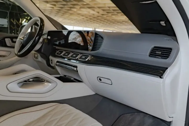 Mercedes-Benz GLS 600 din 2024 cu 9.128 km - oferta MER166306 - foto 5