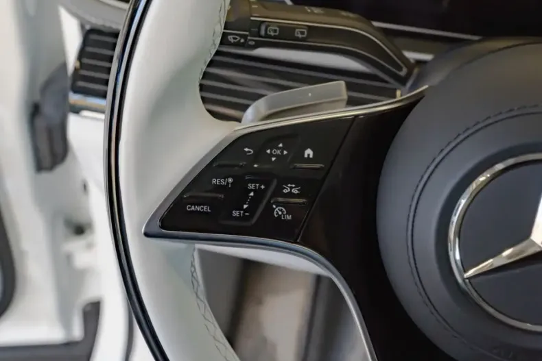 Mercedes-Benz GLS 600 din 2024 cu 9.128 km - oferta MER166306 - foto 16