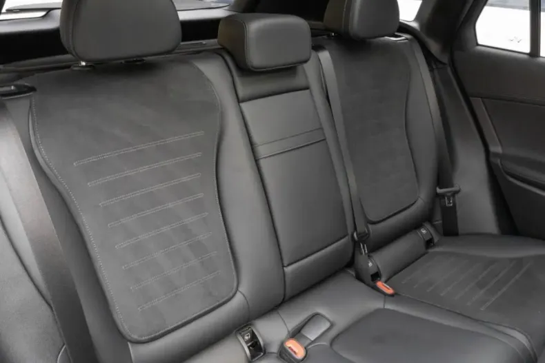 Mercedes-Benz GLC 300 din 2025 cu 16.019 km - oferta MER166309 - foto 4