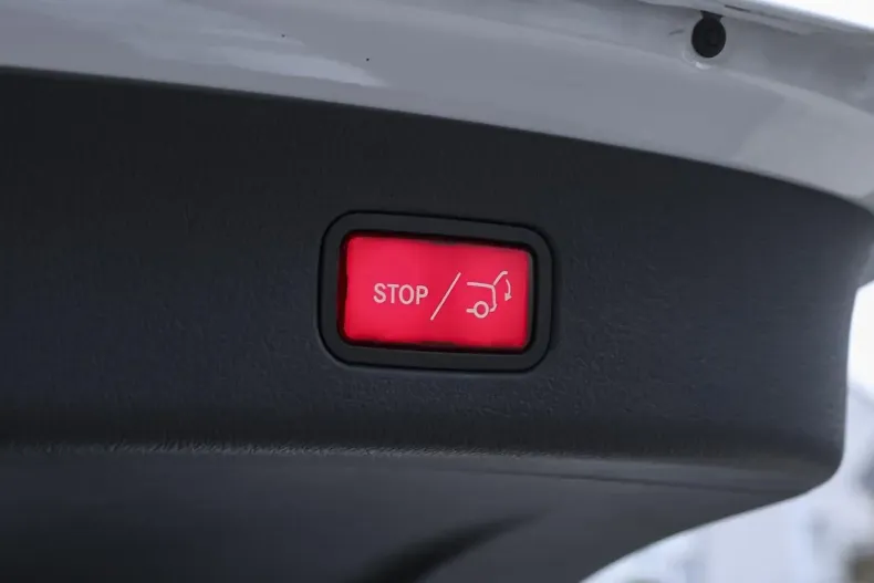 Mercedes-Benz GLC 300 din 2023 cu 41.330 km - oferta MER166310 - foto 9