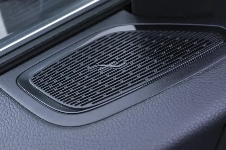 Mercedes-Benz GLC 300 din 2023 cu 41.330 km - oferta MER166310 - foto 11