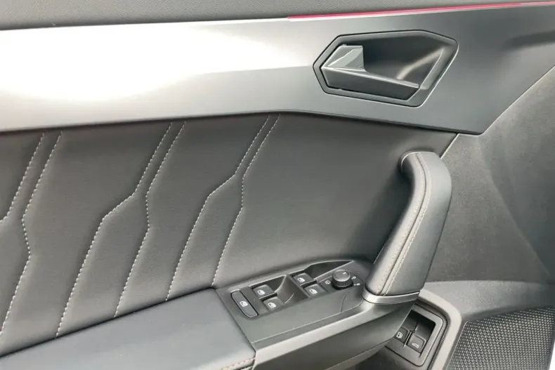 Cupra Formentor din 2023 cu 7.400 km - oferta CUP166315 - foto 9